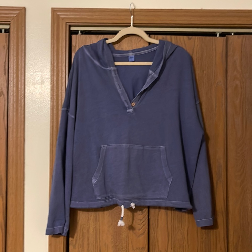 Old Navy lightweight Henley sweatshirt